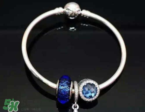 潘多拉手鏈好還是手鐲好？pandora手鏈和手鐲哪個(gè)比較好看？