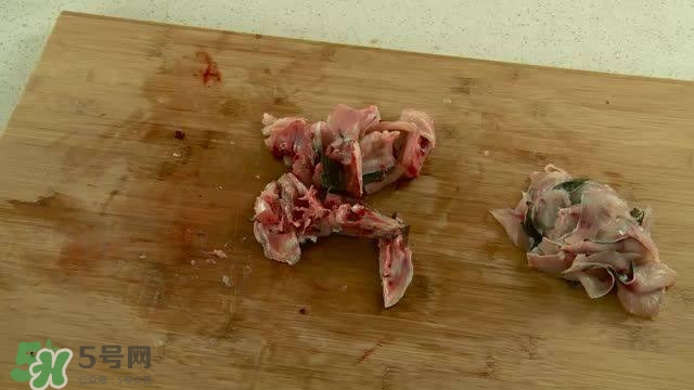 貼三伏貼可以吃魚嗎？貼三伏貼可以吃什么魚？