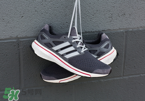 adidas consortium run thru time pack多少錢？