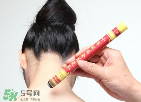 艾灸條和艾灸貼哪個(gè)好？艾灸好還是艾灸貼好？