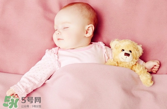 三伏灸小孩可以灸嗎？寶寶多大可以灸三伏灸？