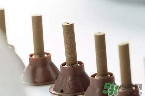 貼艾艾貼后很癢怎么辦？灸完艾艾貼癢怎么回事？