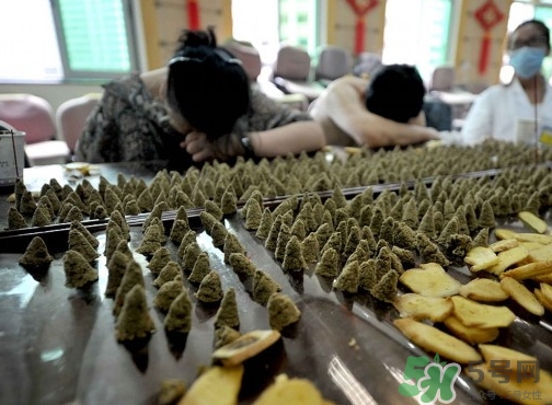 三伏灸會(huì)痛嗎？三伏灸全身酸痛怎么回事？