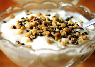 酸奶飯前喝還是飯后喝好？酸奶早上喝好還是晚上喝好