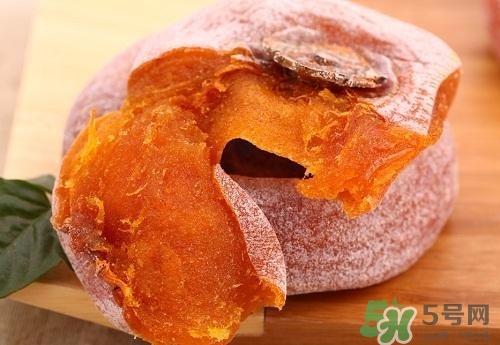 柿餅吃之前要洗嗎？柿餅上的白霜是什么糖？