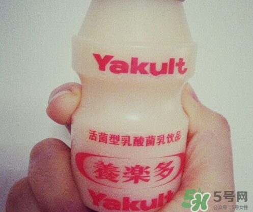 養(yǎng)樂多是酸奶嗎？養(yǎng)樂多和酸奶有什么區(qū)別