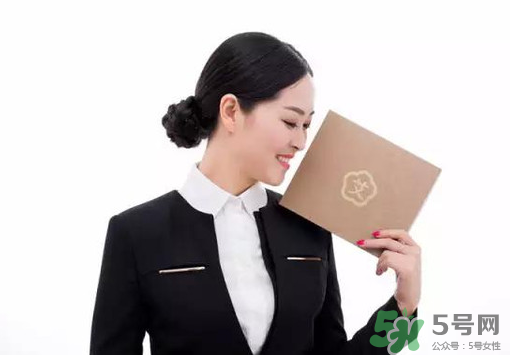 艾艾貼可以貼肚臍眼嗎？艾艾貼貼肚臍有什么作用？