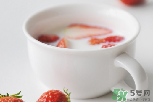 龍眼和牛奶能一起吃嗎？龍眼不能和什么一起吃