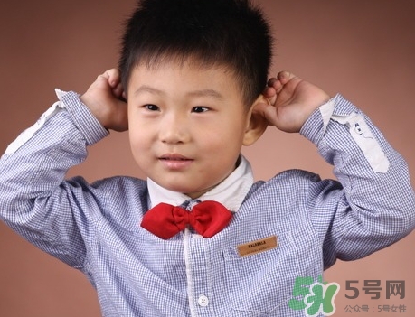 耳朵上有個(gè)小眼是什么_耳朵上有個(gè)小眼好不好 耳朵上有個(gè)小眼是什么_耳朵上有個(gè)小眼好不好