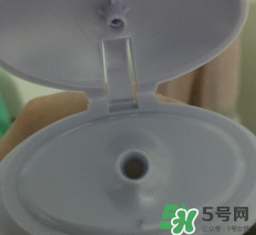 eve女性護(hù)理液粉色瓶和藍(lán)色瓶有什么區(qū)別？