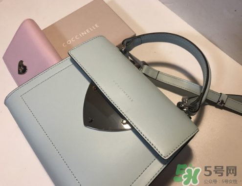 coccinelle是什么牌子_哪個國家的_什么檔次？