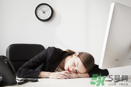 為什么午睡醒后心跳加速_午睡醒后心跳加速怎么辦 為什么午睡醒后心跳加速_午睡醒后心跳加速怎么辦