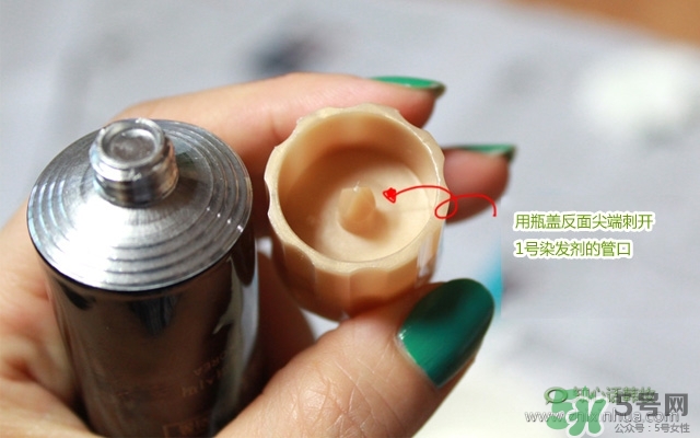 呂染發(fā)膏染發(fā)劑使用方法 呂染發(fā)膏使用方法圖解 呂染發(fā)膏染發(fā)劑使用方法 呂染發(fā)膏使用方法圖解