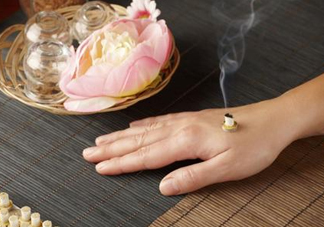 貼?艾灸貼痛是怎么回事？艾灸部位疼是怎么回事 ?