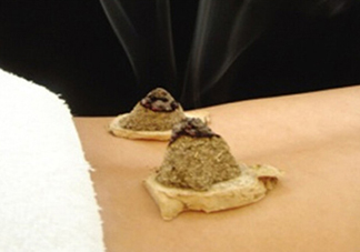 艾灸貼后有水泡怎么辦？貼艾灸貼應(yīng)注意些什么？