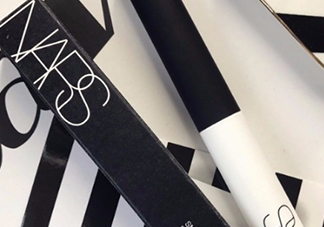 nars毛孔隱形筆怎么用？nars毛孔隱形筆怎么樣？