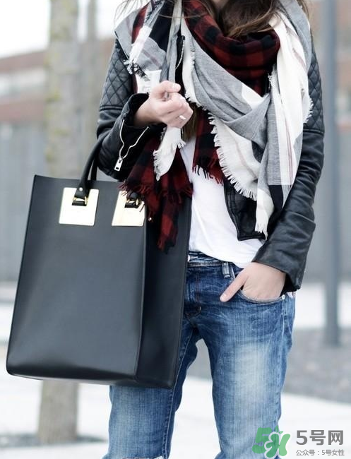 sophie hulme是什么牌子_哪個國家的_什么檔次？