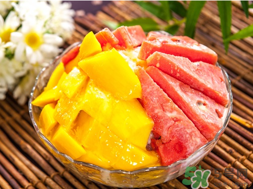 西瓜和冰淇淋能一起吃嗎？吃完冰淇淋可以吃西瓜嗎？