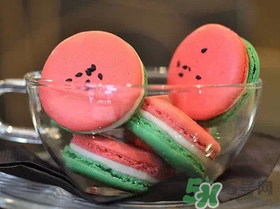 怎么做西瓜冰淇淋？家庭自制西瓜冰淇淋的做法