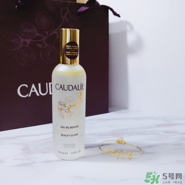 夏天護(hù)膚的正確步驟 夏季早晚護(hù)膚流程 夏天護(hù)膚的正確步驟 夏季早晚護(hù)膚流程