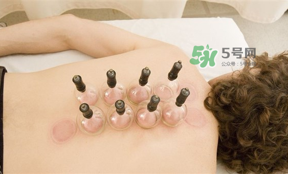 下雨天可以拔罐嗎？下雨天拔罐有影響嗎？