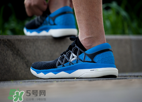 reebok floatride run腳感怎么樣？銳步floatride跑鞋測(cè)評(píng)