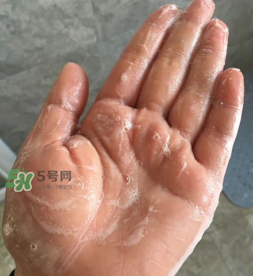 貝蜜清凈痘控油潔面啫喱怎么樣？貝蜜清祛痘控油潔面啫喱好用嗎？