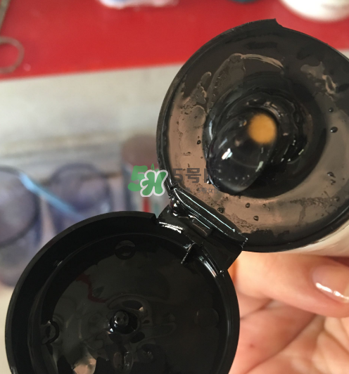 貝蜜清凈痘控油潔面啫喱怎么樣？貝蜜清祛痘控油潔面啫喱好用嗎？