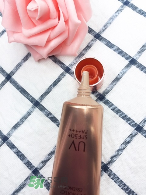 嘉娜寶dew防曬霜怎么樣？嘉娜寶dew beaute防曬好用嗎