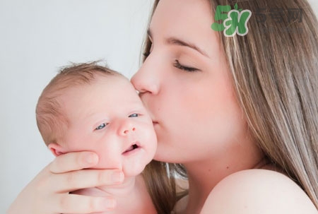 產(chǎn)后惡露是什么？產(chǎn)后惡露少正常嗎？