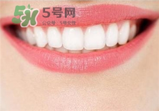 做烤瓷牙有危害嗎?烤瓷牙的危害 做烤瓷牙有危害嗎?烤瓷牙的危害