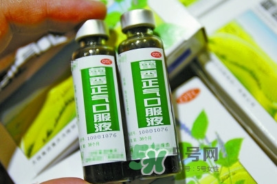 藿香正氣液可以退燒嗎？藿香正氣液可以治痱子嗎