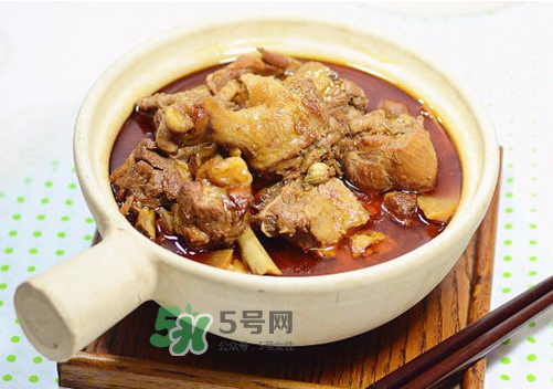 三伏天能吃鴨肉嗎？三伏天鴨肉燉什么好？