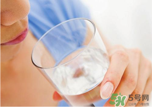 三伏天喝熱水能驅(qū)寒嗎？三伏天為什么喝熱水？