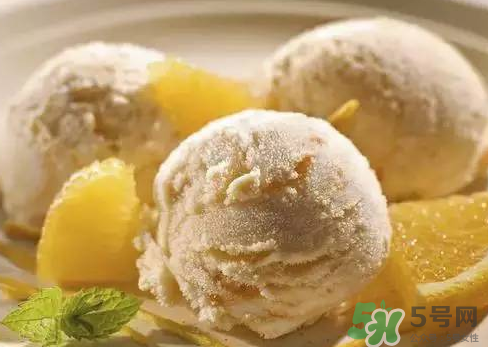 冰淇淋為什么要加蛋黃？冰淇淋為什么不用蛋清？