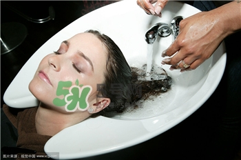 晚上洗頭好?還是早上洗頭好? 晚上洗頭好?還是早上洗頭好?