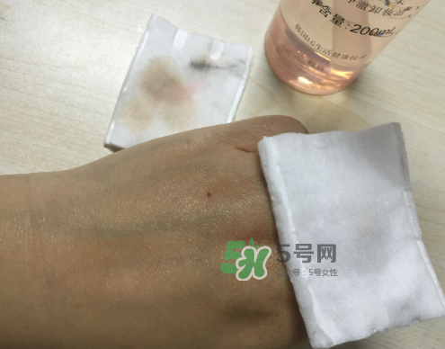 蝶妝卸妝油怎么樣？蝶妝卸妝油好用嗎？