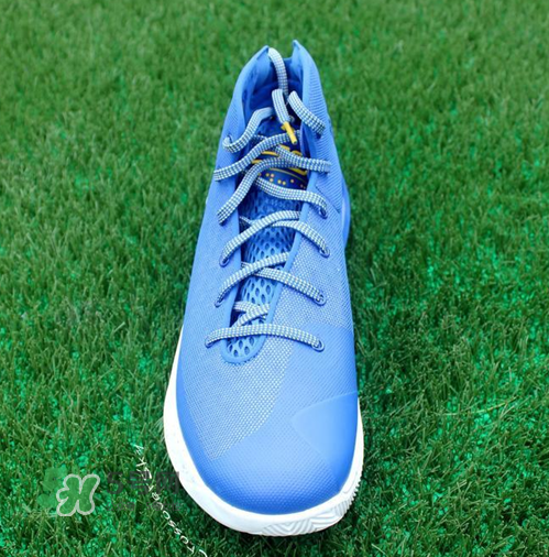 under armour curry 3zero上腳怎么樣？ua curry 3zero測(cè)評(píng)