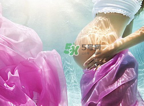 孕婦腳腫了是缺什么？孕婦腳腫了需要補(bǔ)充什么營(yíng)養(yǎng)嗎？