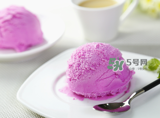 紅心火龍果能和牛奶一起吃嗎？紅色火龍果和牛奶一起會(huì)中毒嗎？