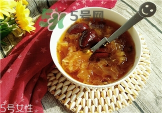 銀耳顏色很黃正常嗎?銀耳顏色很黃還能吃嗎? 銀耳顏色很黃正常嗎?銀耳顏色很黃還能吃嗎?