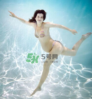 游泳池氯氣對孕婦有害嗎？游泳池氯氣對孕婦有影響嗎？