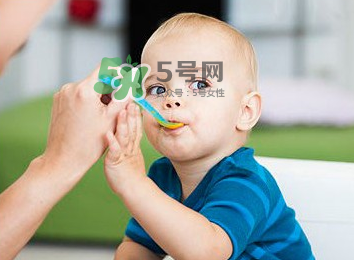 寶寶什么時(shí)候可以吃油？寶寶能吃油嗎？