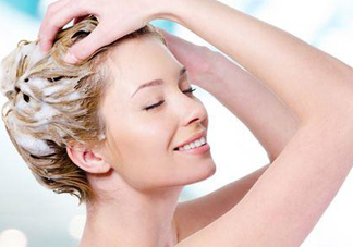 三伏天坐月子能洗頭嗎？三伏天坐月子多久可以洗頭？