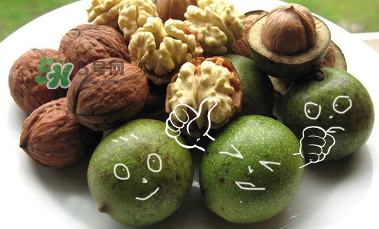 青皮核桃是怎么變成干核桃的？吃核桃為什么有酒味