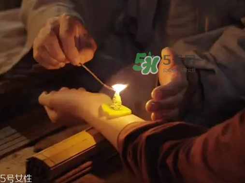 ?三伏天為什么要艾灸？?三伏天為什么要做灸？