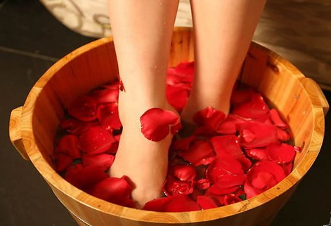 三伏天用醋泡腳好嗎？三伏天泡腳泡多久？