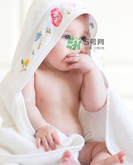 寶寶夏季腹瀉怎么辦？寶寶夏季腹瀉的注意事項