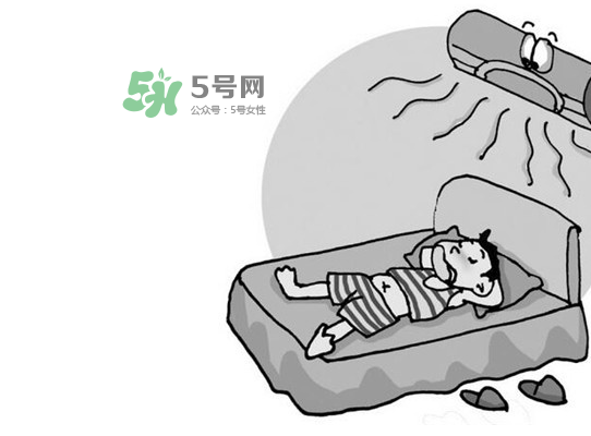 開空調(diào)為什么要放一盆水？開空調(diào)要放一盆水嗎？