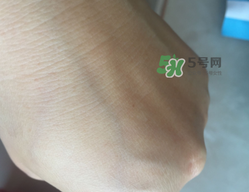 透真玻尿酸保濕精華液怎么樣？透真玻尿酸保濕精華液好用嗎？